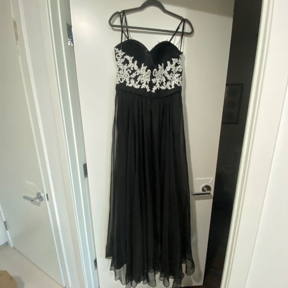 Cache Elegant Gown - image 7